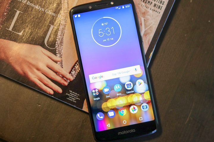 moto g6 play home screen