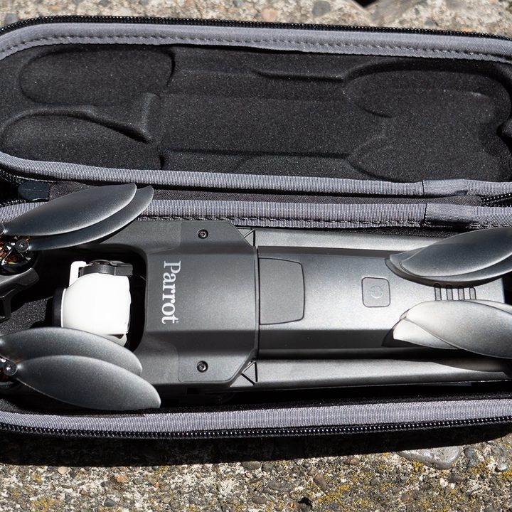 parrot anafi drone case open