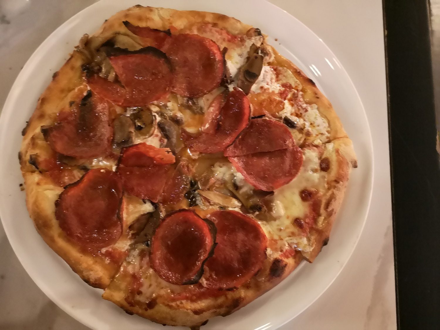 porsche design huawei mate rs camera sample pizza