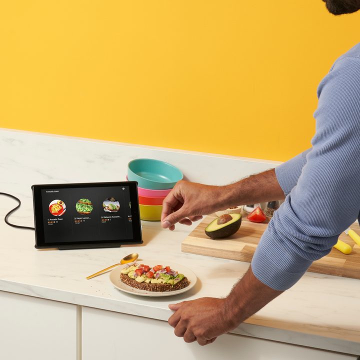 amazon show mode charging dock and fire hd 10 kids recipes
