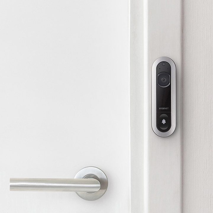 Wisenet Smartcam D1 doorknob