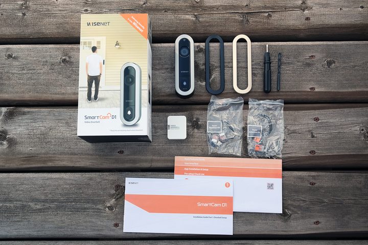 wisenet smartcam d1 box contents