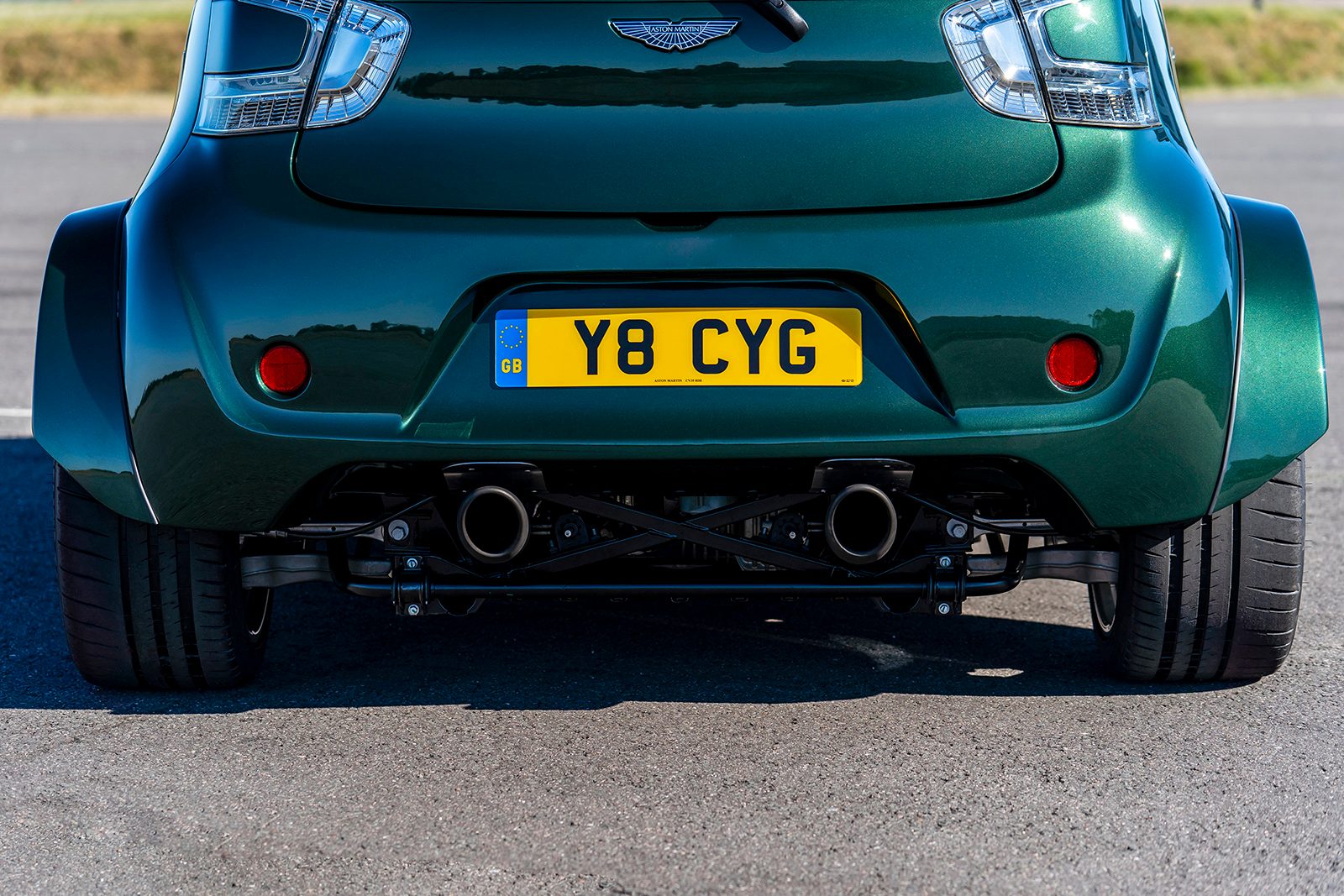 aston martin shoehorns the v8 vantage ss kit into a cygnet for goodwood 2018  5