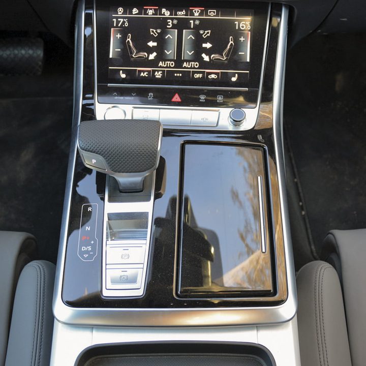 Audi MMI Touch Infotainment