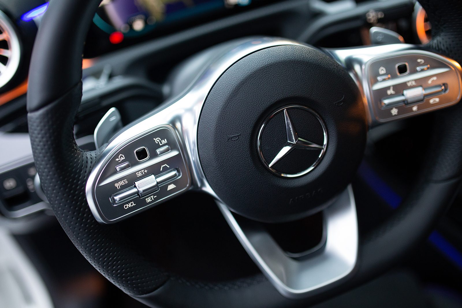 the mercedes benz a class sedan brings stuttgart luxury to masses 2019  14
