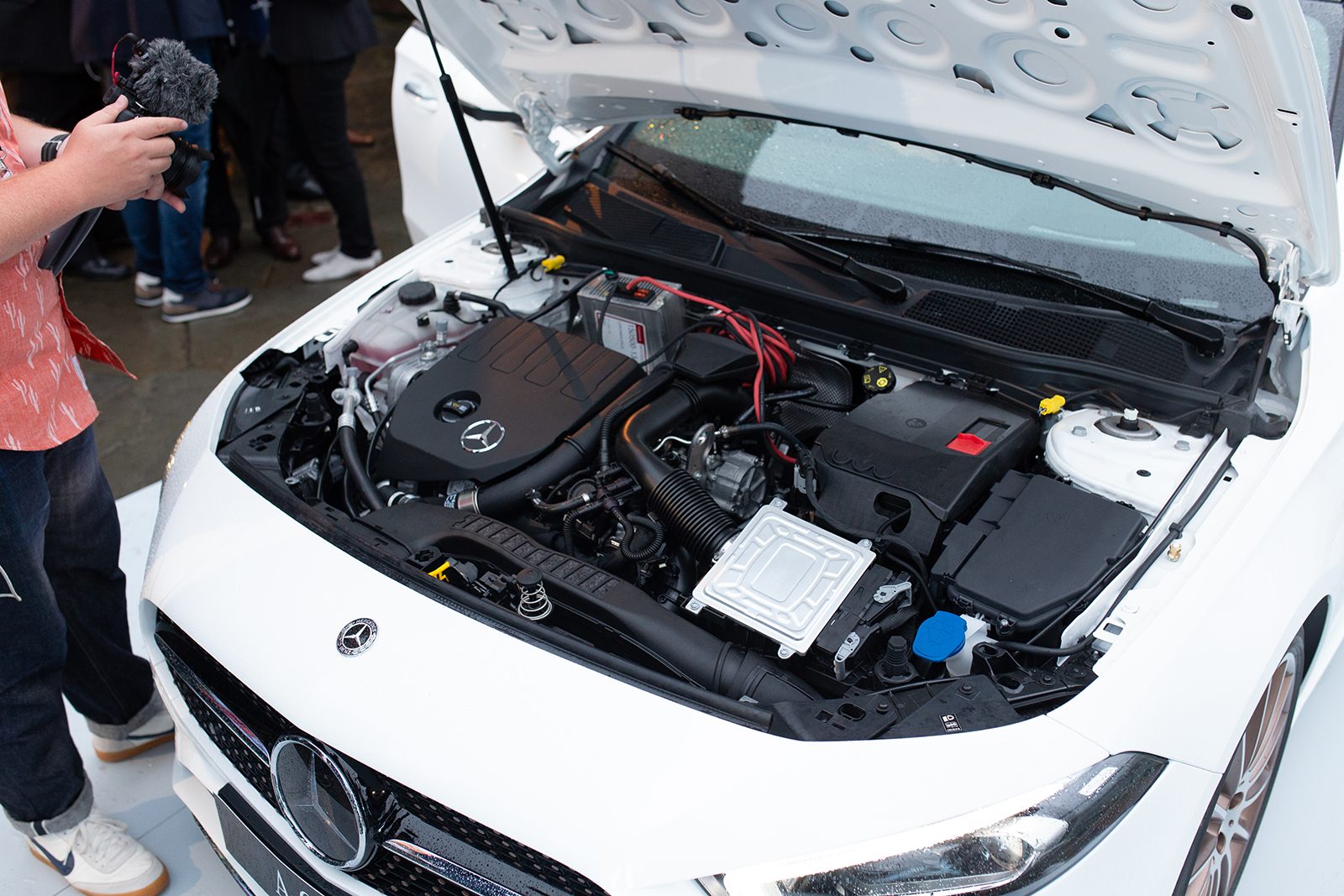 the mercedes benz a class sedan brings stuttgart luxury to masses 2019  17