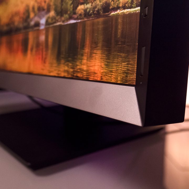 HP DreamColor Z27X G2 Review