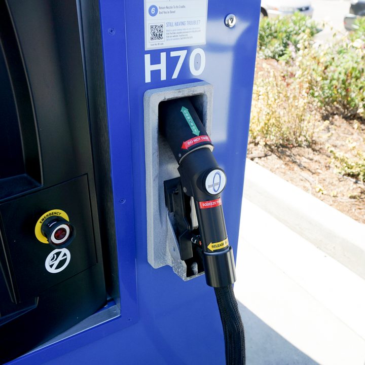 Hydrogen Fuel Cell Charging-Station