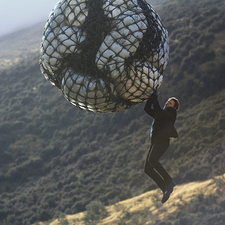 Tom Cruise hanging in iMission Impossible fallout review