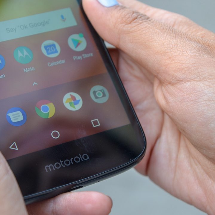 moto e5 play bottom half