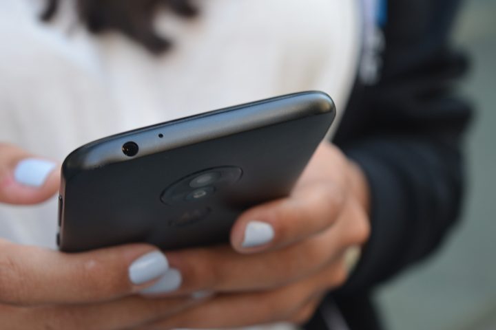 moto e5 play headphone jack