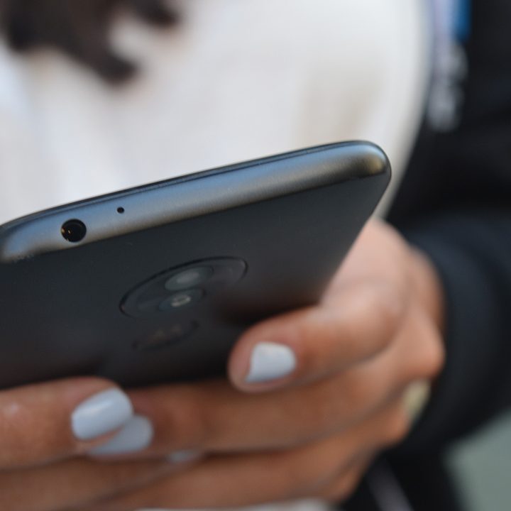 moto e5 play headphone jack