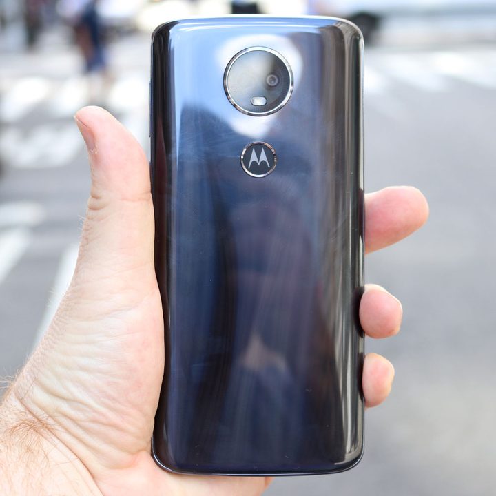Moto E5 Plus review