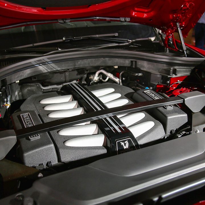 rolls royce cullinan engine