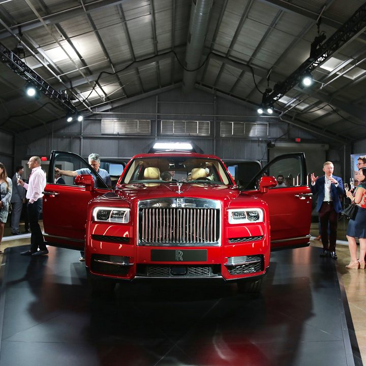 rolls royce cullinan front