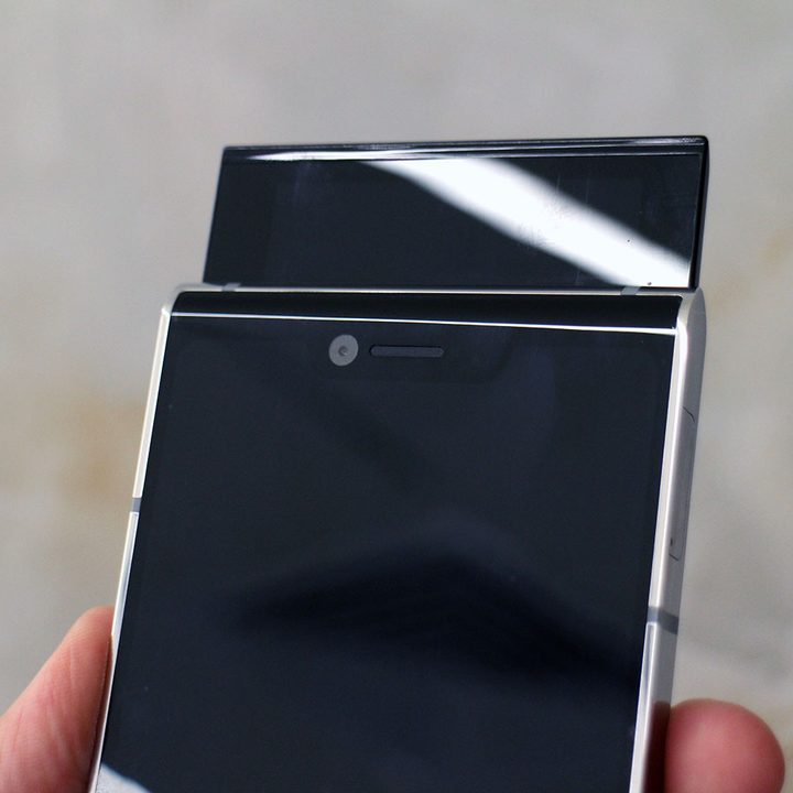 Sirin Labs Finney Crypto Phone