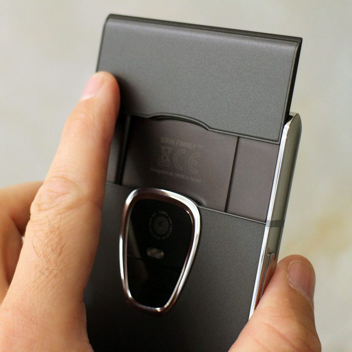 Sirin Labs Finney Crypto Phone