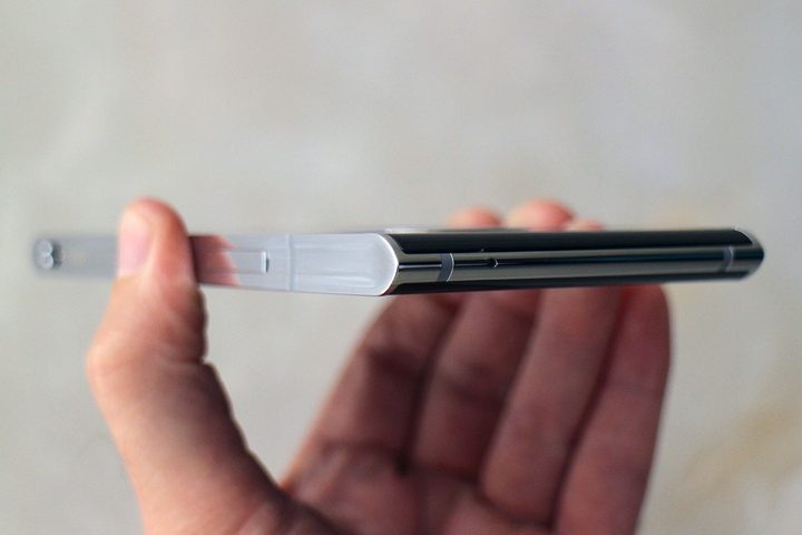 Sirin Labs Finney Crypto Phone