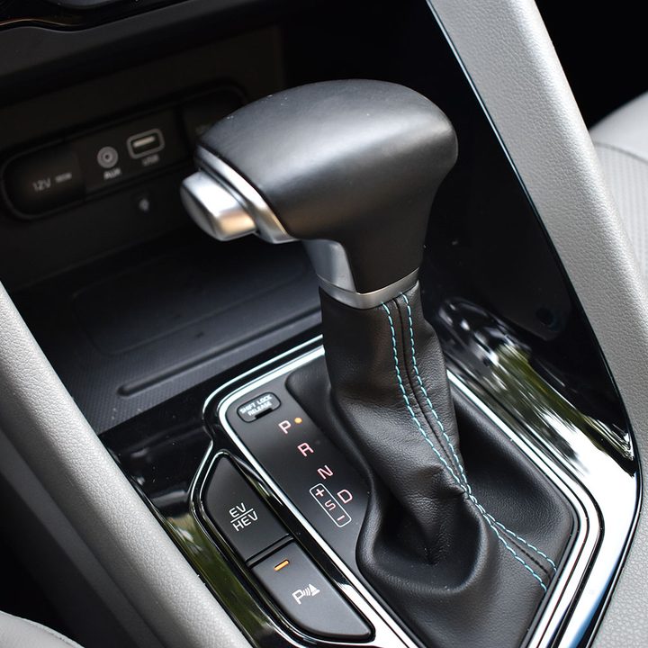 2018 Kia Niro PHEV EX Premium review