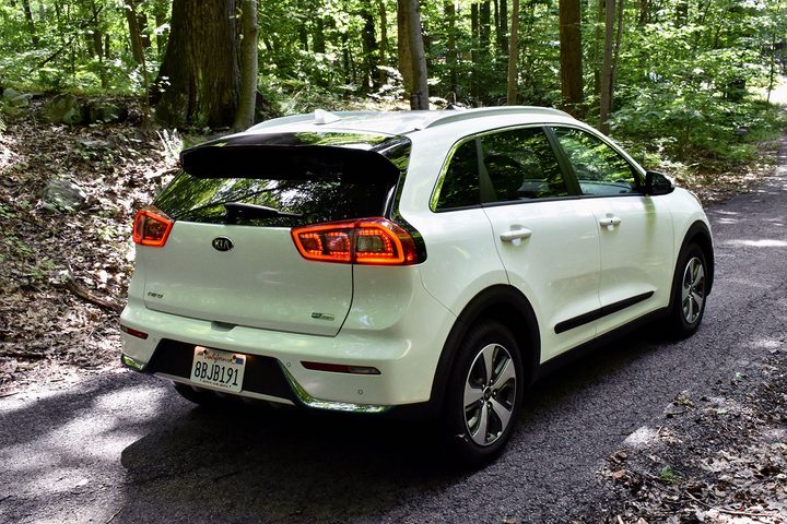2018 Kia Niro PHEV EX Premium review