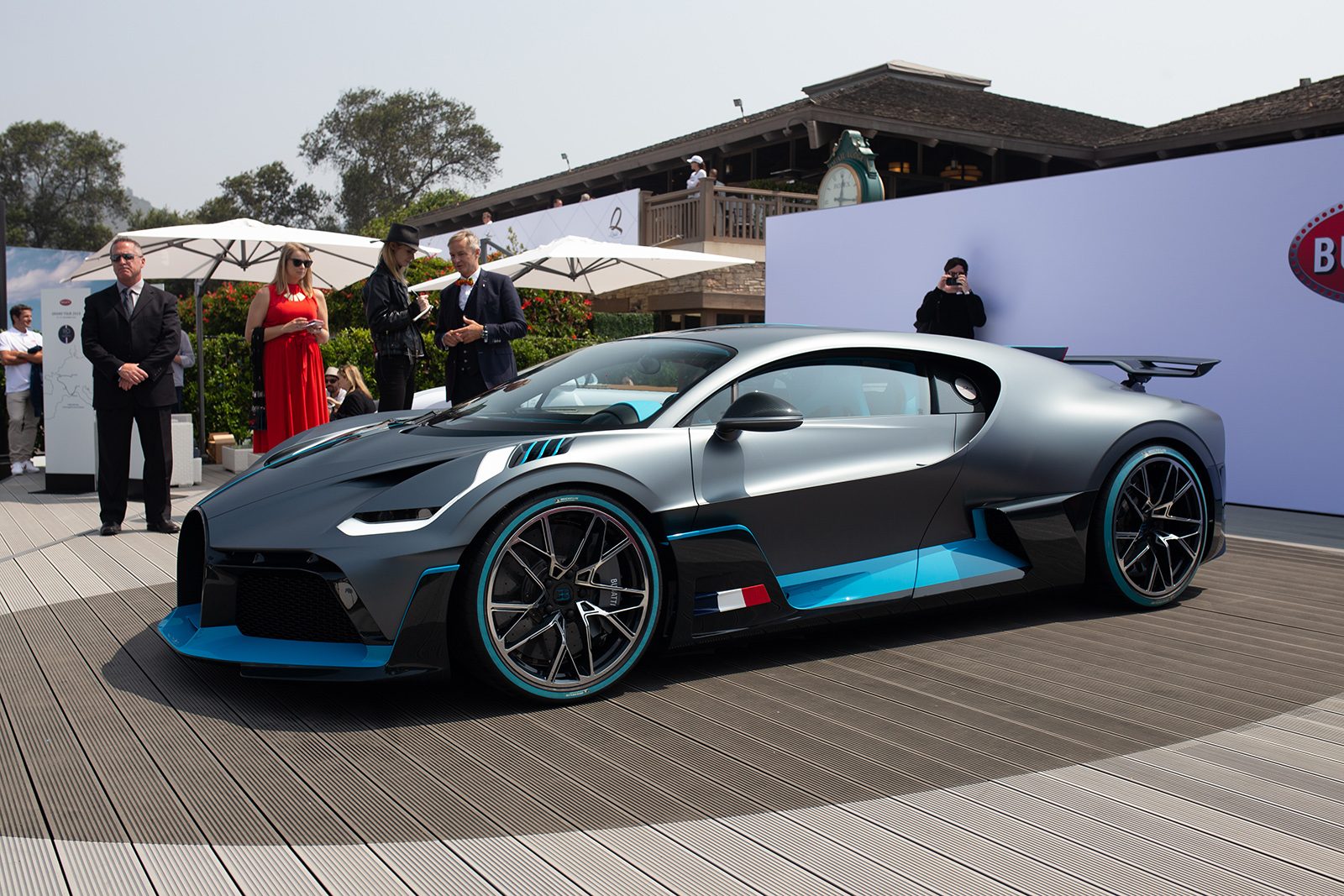 bugatti divo monterey car week pebble beach 2018 supercars  2019 1