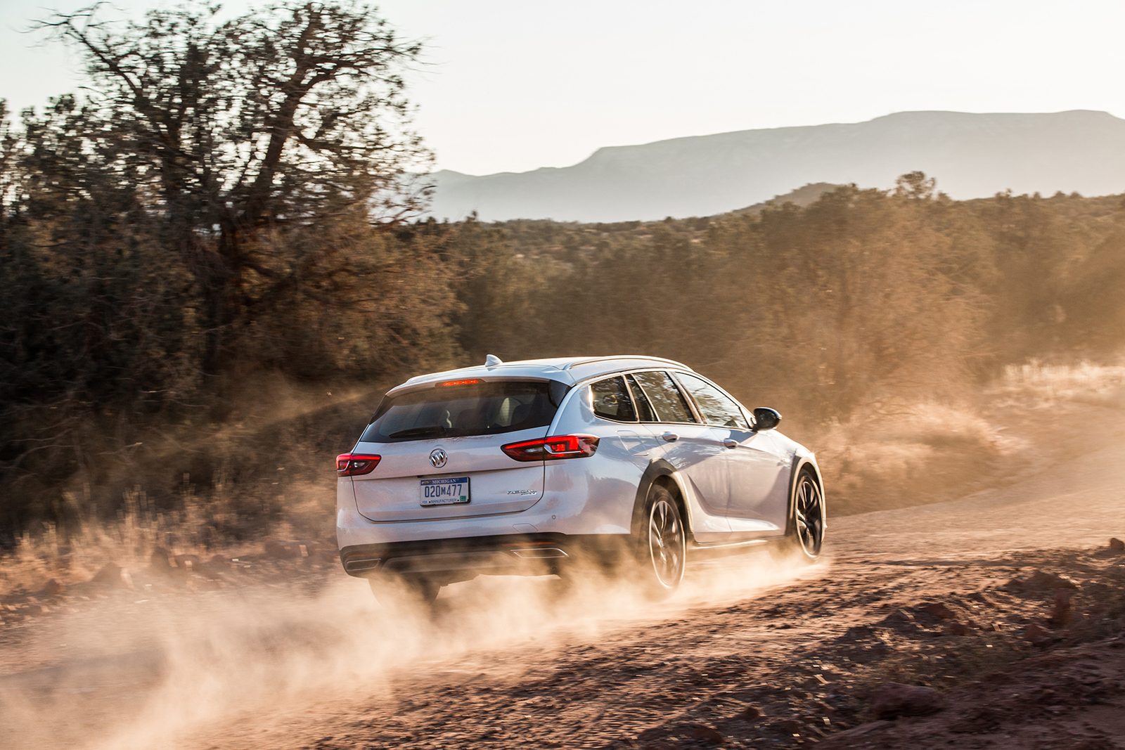 best wagons 2018 buick regal tourx
