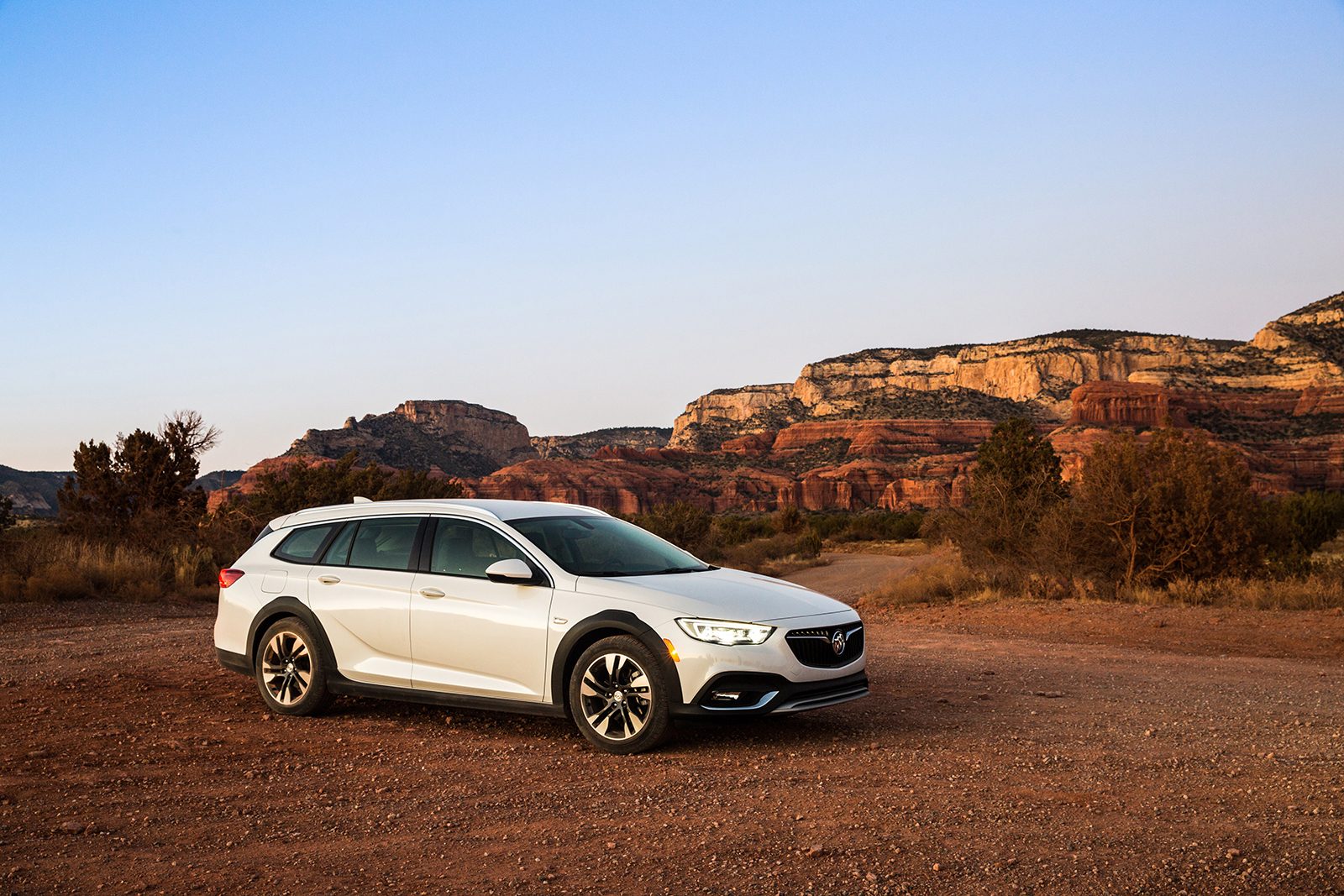 best wagons 2019 buick regal tourx