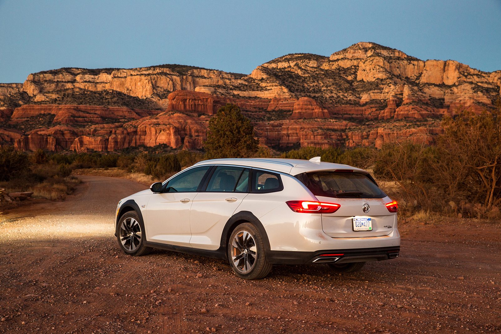 best wagons 2018 buick regal tourx