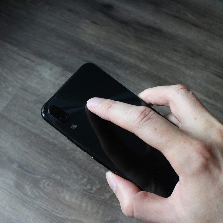 Asus Zenfone 5Z fingerprint sensor