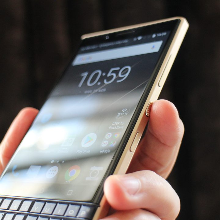 BlackBerry Key2 LE Hands On