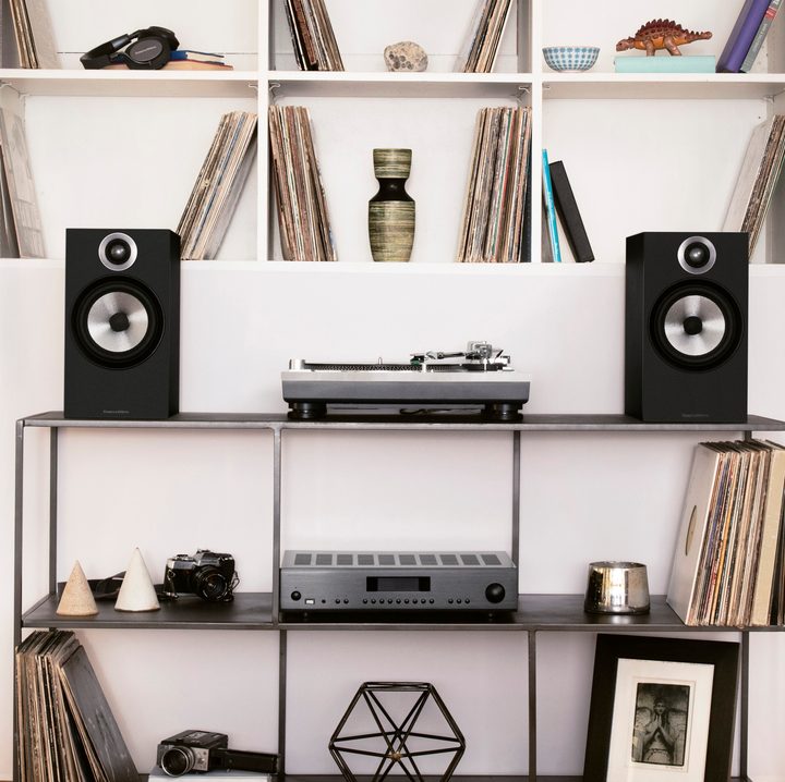 Bowers & Wilkins 606 speakers