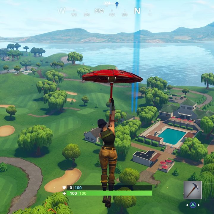 Fortnite hit a golf ball from tee to green on different holes