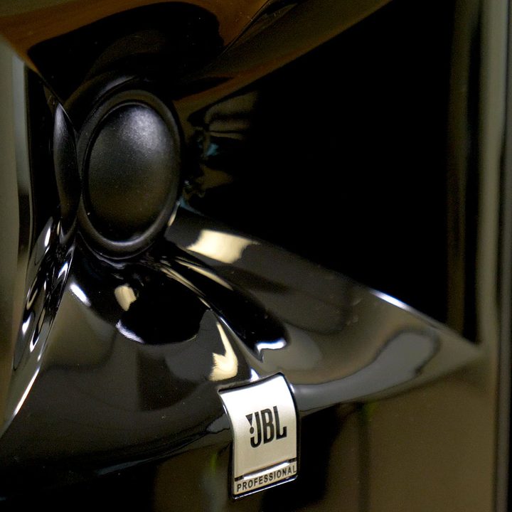 JBL 306P MkII review