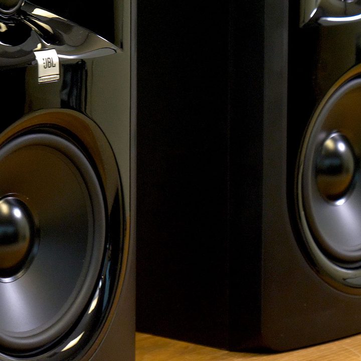 JBL 306P MkII review