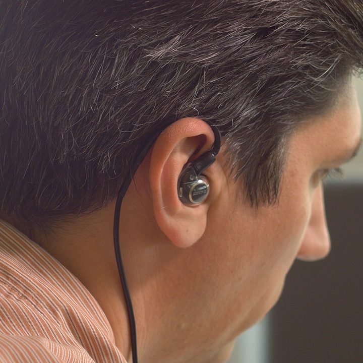 shure kse1200 lifestyle back