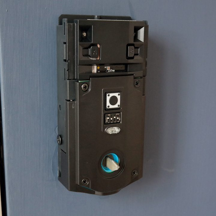 Kwikset Kevo Contemporary