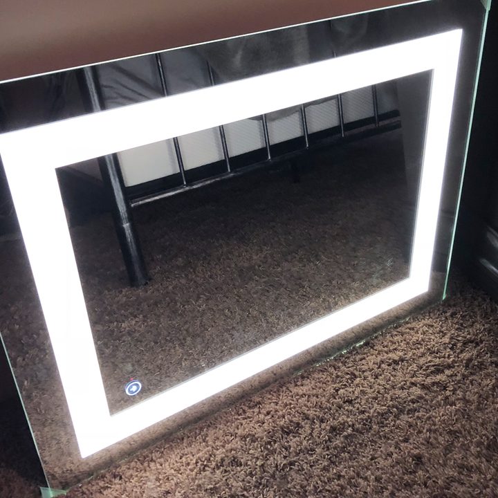 living with smart mirrors | Viio Vezzo