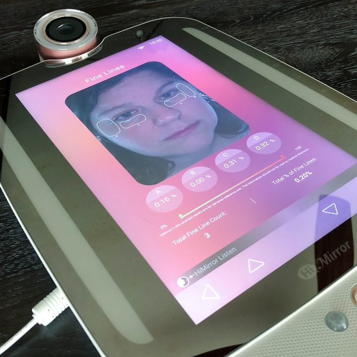 living with smart mirrors | HiMirror Plus+