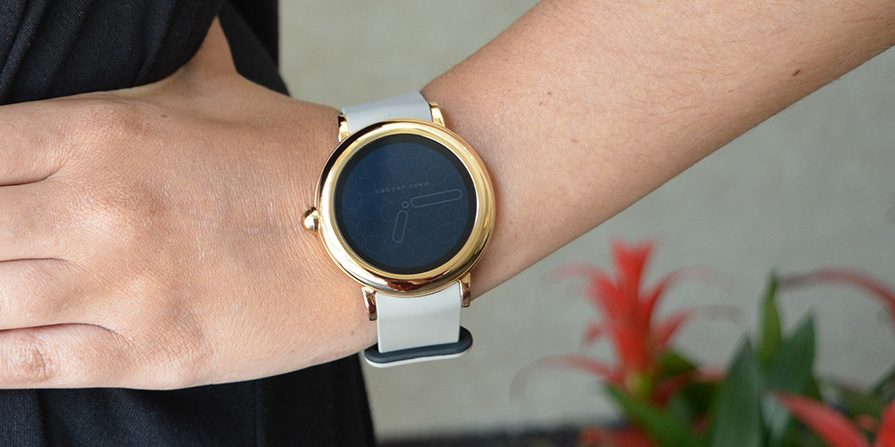 marc jacobs riley touchscreen smartwatch review feat
