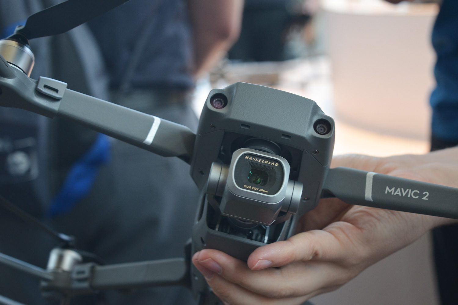 mavic 2 zoom lens