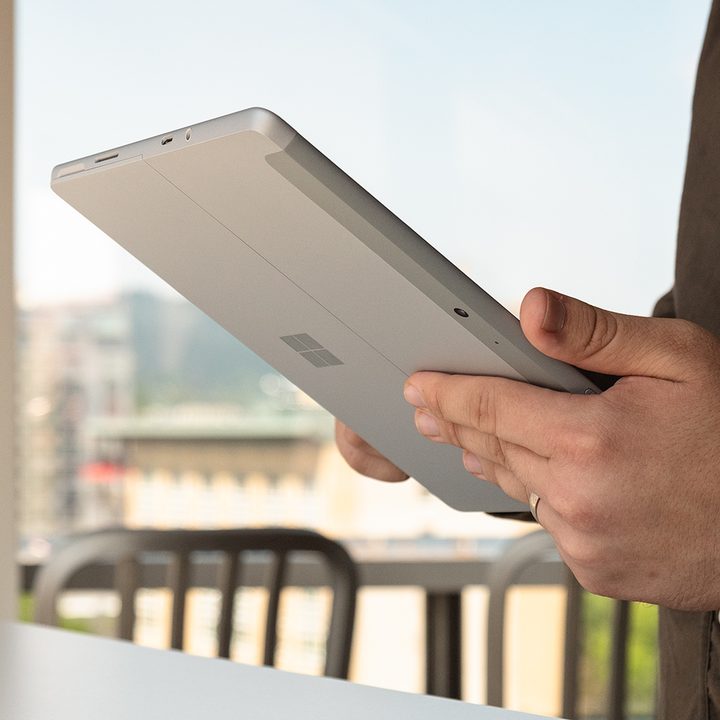 Microsoft Surface Go Review