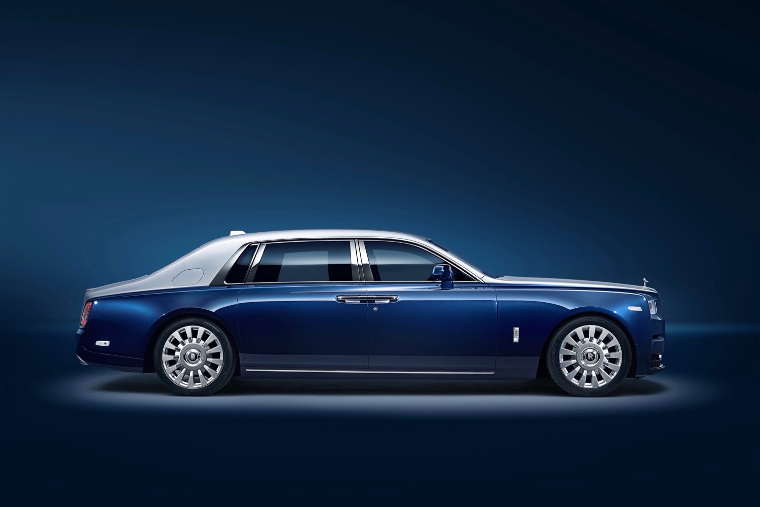 Rolls-Royce Phantom EWB