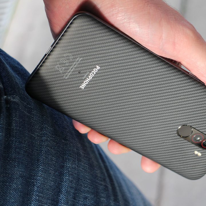 pocophone f1 by xiaomi side