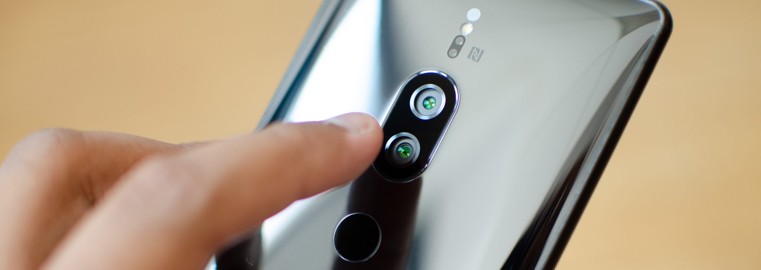 sony xperia xz1 premium camera lenses