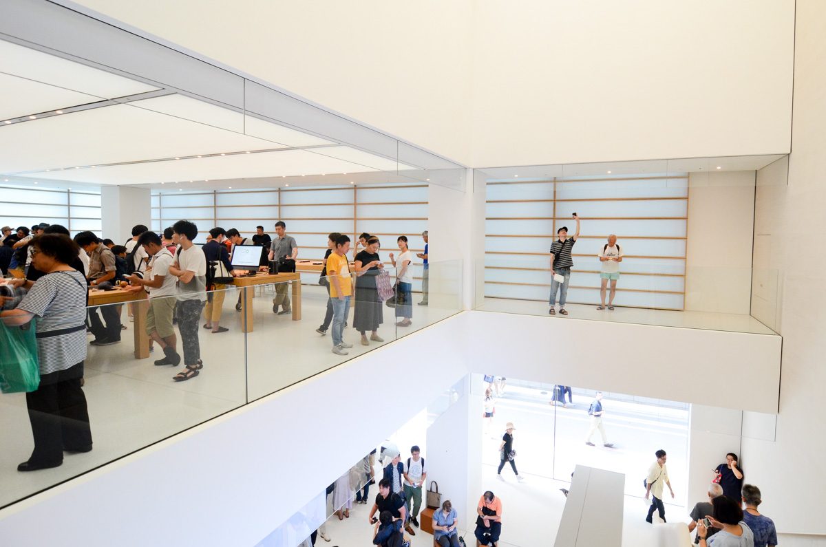 apple store opens in kyoto japan trevor mogg dt 8