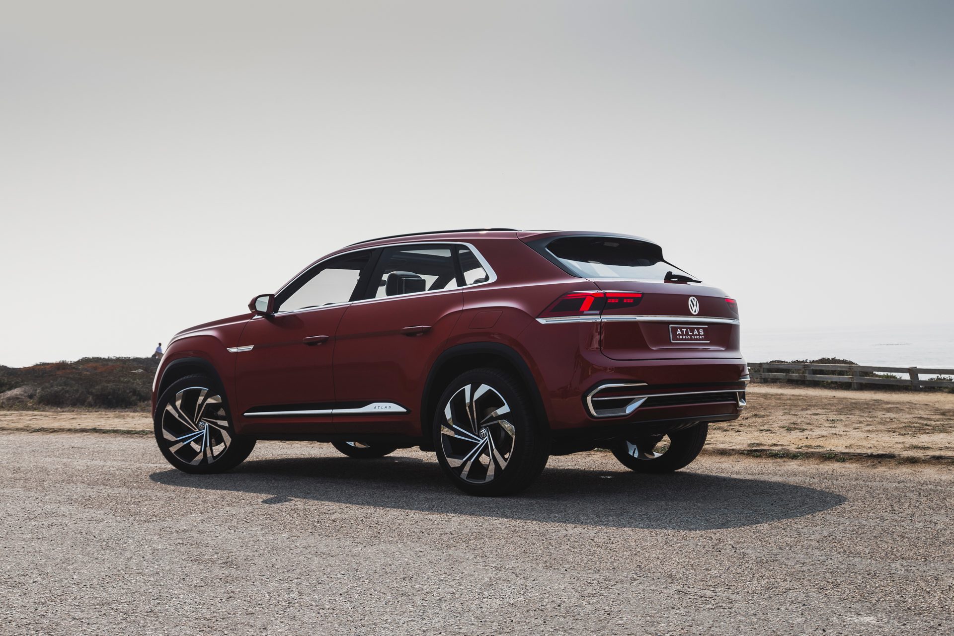 Volkswagen&rsquo;s Atlas Cross Sport and Tanoak Concepts