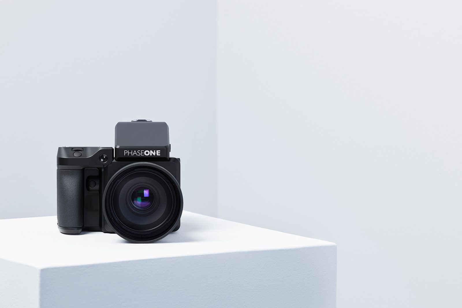 phase one infinity xf announced camera system front view