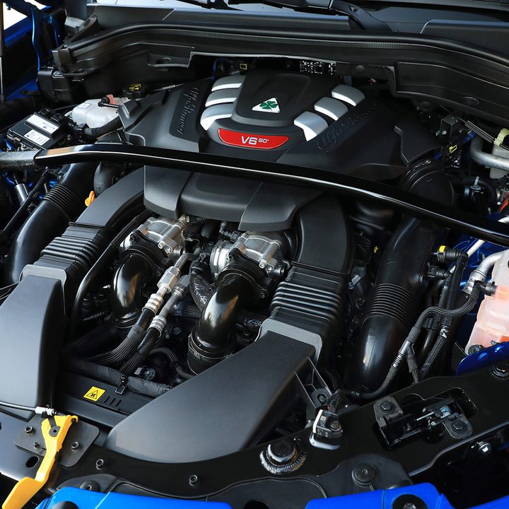 2018 alfa romeo stelvio quadrifoglio engine