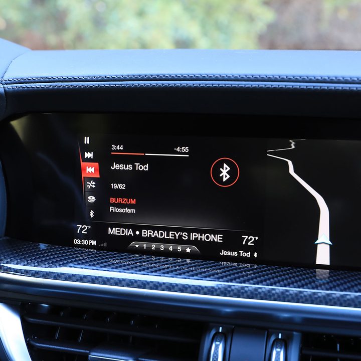 2018 alfa romeo stelvio quadrifoglio infotainment