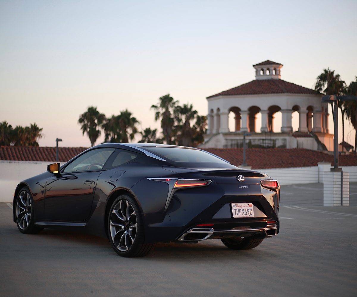 2018 lexus lc500 back left